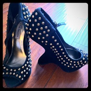 Steve Madden Gamblee Wedges Size 8
